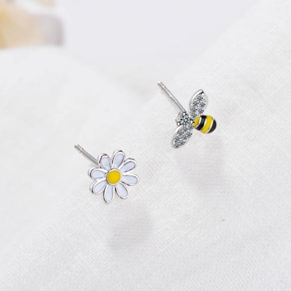 NEW 925 SILVER BEE SUN FLOWER DIAMOND EARRINGS, NICE EARRINGS, CUTE EARRINGS - Picture 5 of 8